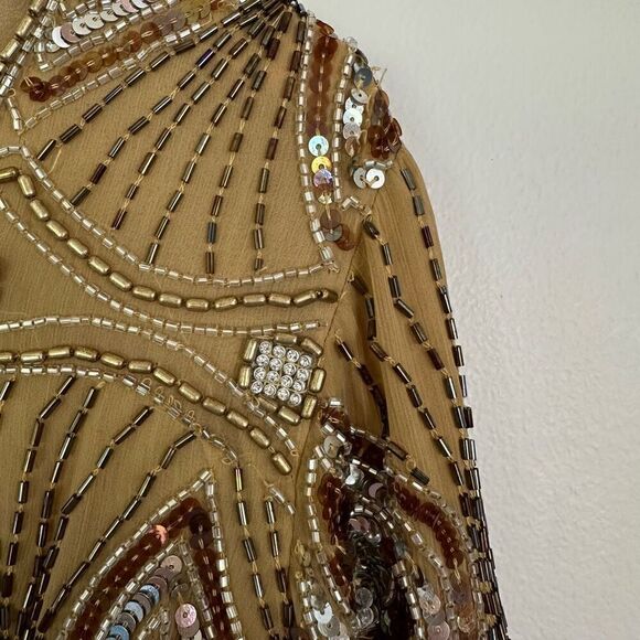 RAGA Women’s Neutral Colored Fully Beaded Encrusted Scalloped Edges Crop Length - Picture 11 of 15